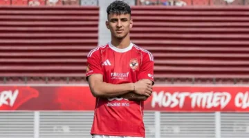 بسبب صفقة عيد.. صدام بين نجمي الأهلي والزمالك حول دور إمام عاشور بالحلبة